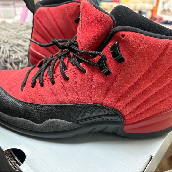 Jordan Red and Black Sneakers with Quilted Design - Picture 2 of 5